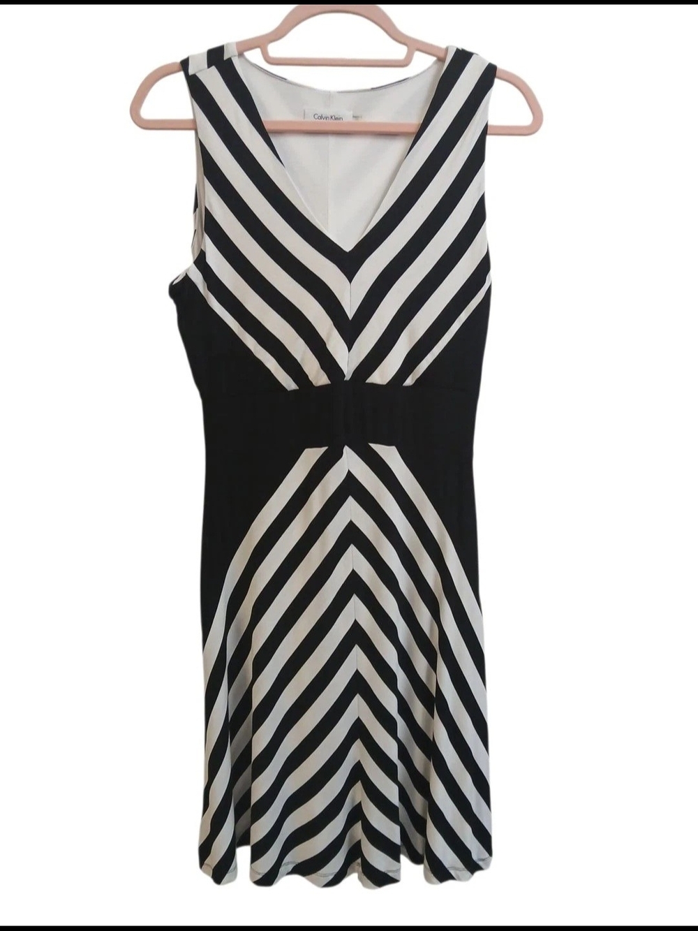 Calvin Klein Black and White Chevron Midi Dress #147
